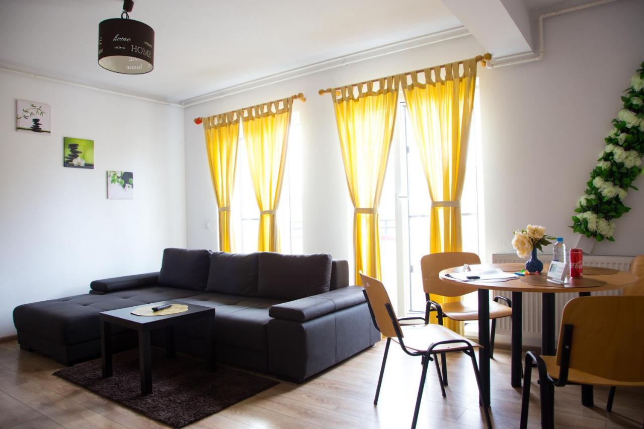 Casa Georgi Coresi Brasov Apartment ภายนอก รูปภาพ
